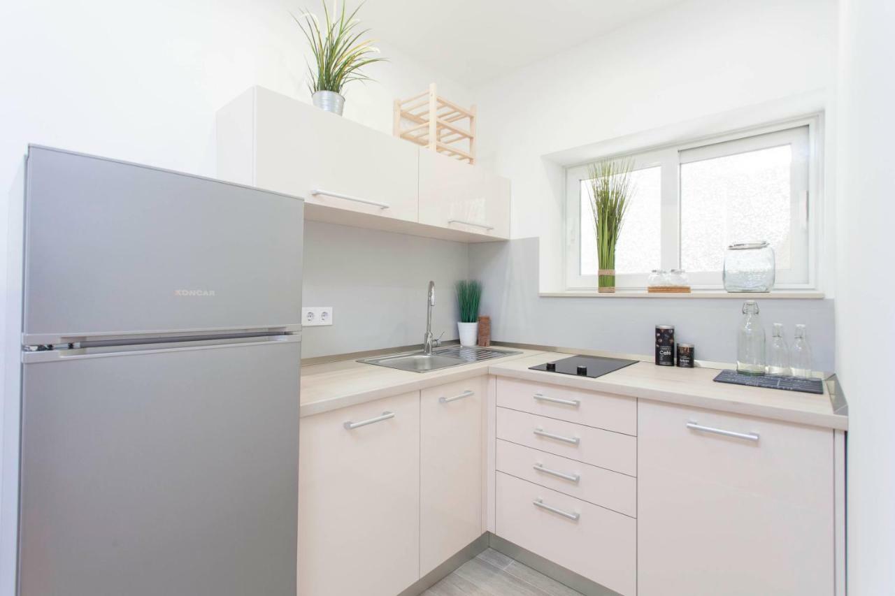 Apartment Mikula Makarska Zewnętrze zdjęcie
